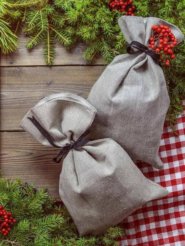 Fabric bags as sustainable gift packaging